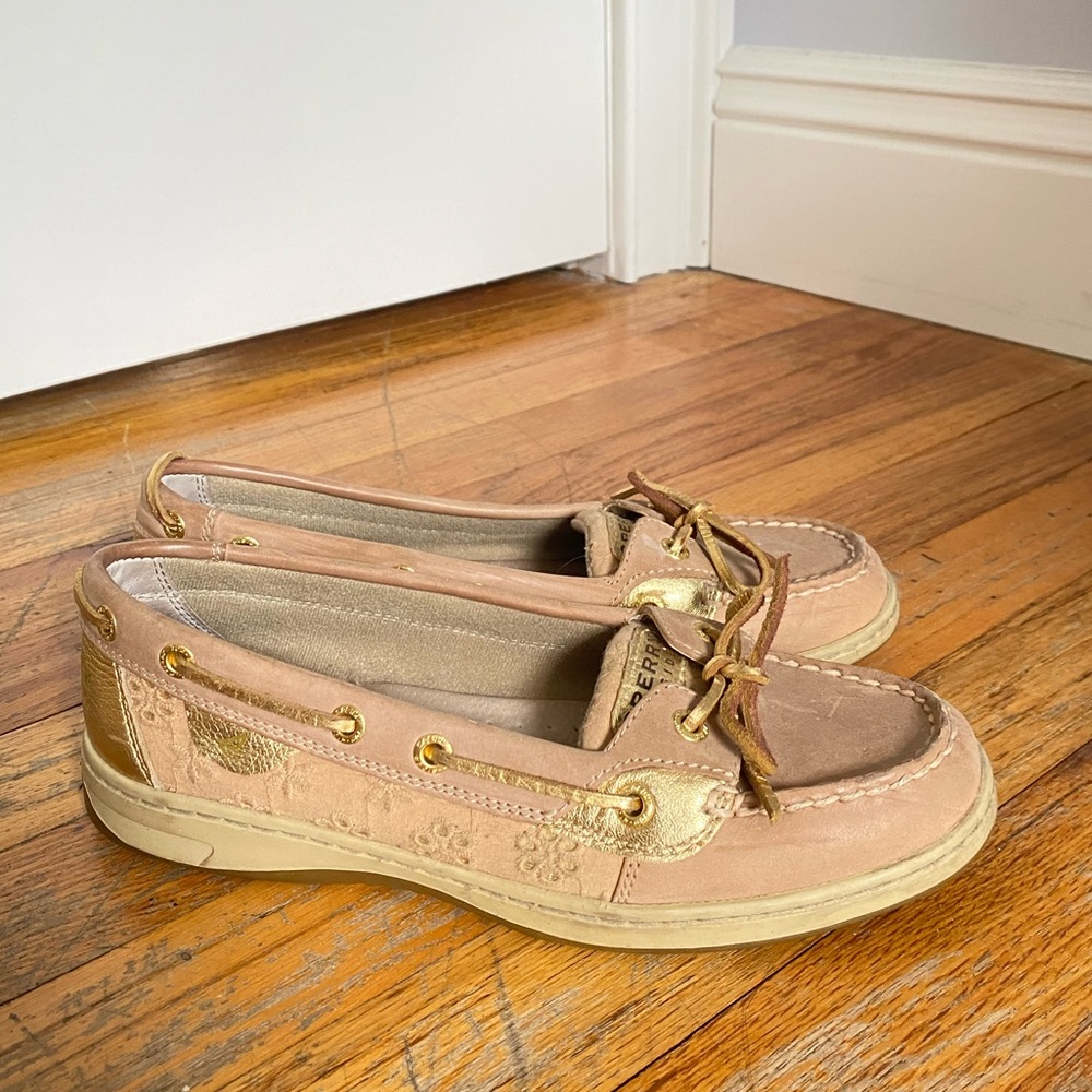Gold sperry’s